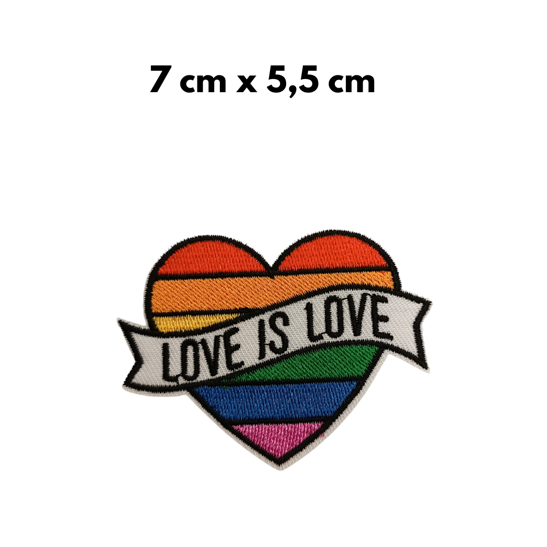 TOPPA RICAMATA TERMOADESIVA CUORE RAINBOW "LOVE IS LOVE"