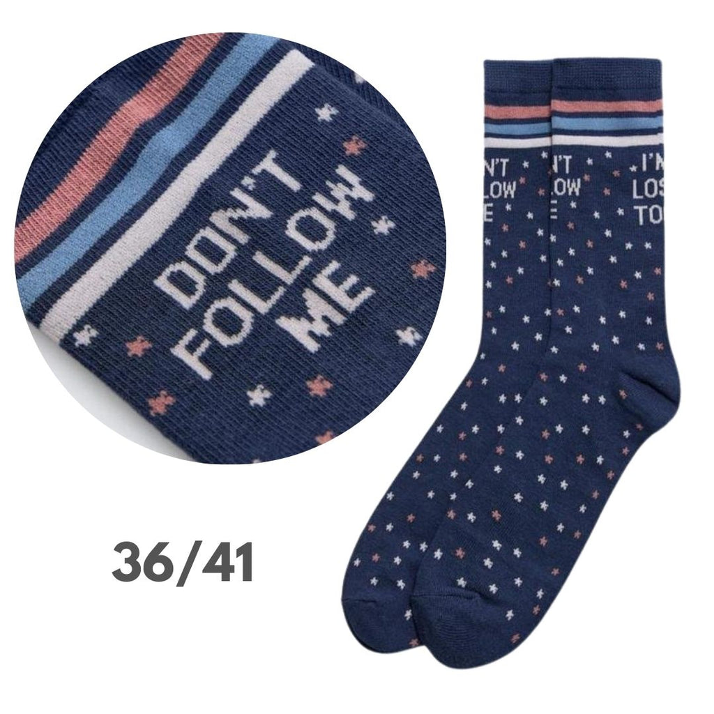 Calza corta in cotone Base blu con fiorellini e scritta "Don't follow me"